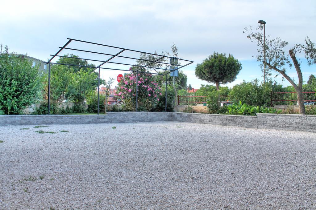 Apartments Nebuloza Ρόβινι Εξωτερικό φωτογραφία