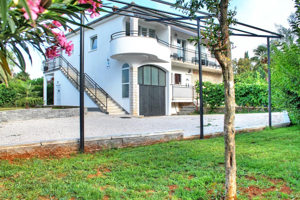 Apartments Nebuloza Ρόβινι Εξωτερικό φωτογραφία