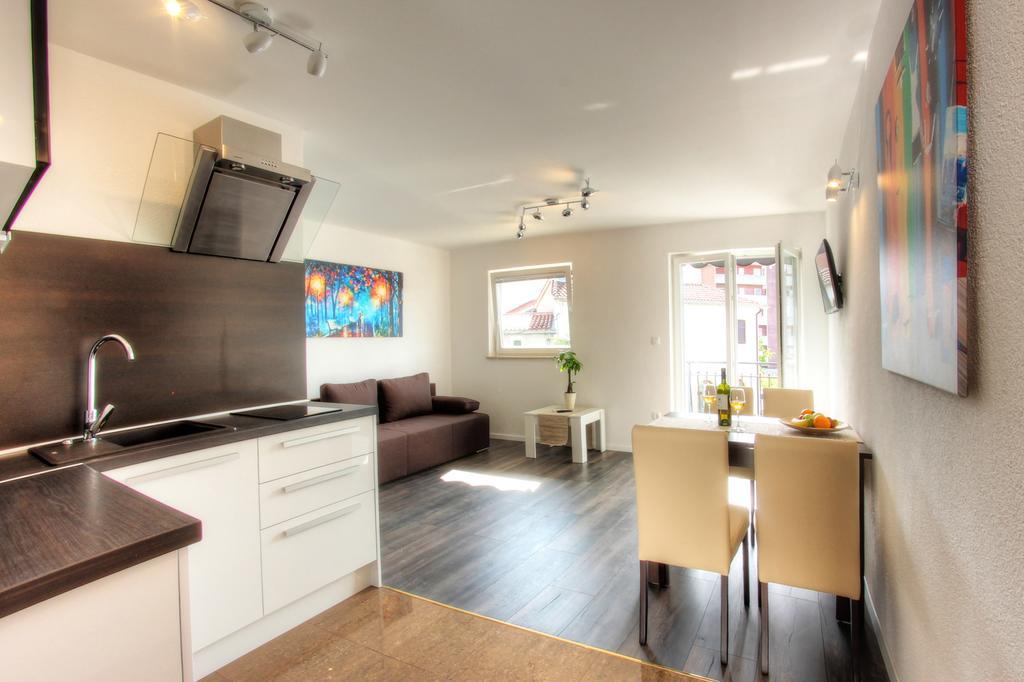 Apartments Nebuloza Ρόβινι Εξωτερικό φωτογραφία